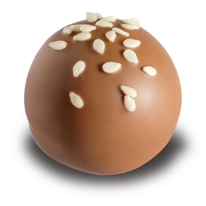Banane Sesam Praline in Vollmilchschokolade der Esther Confisierie